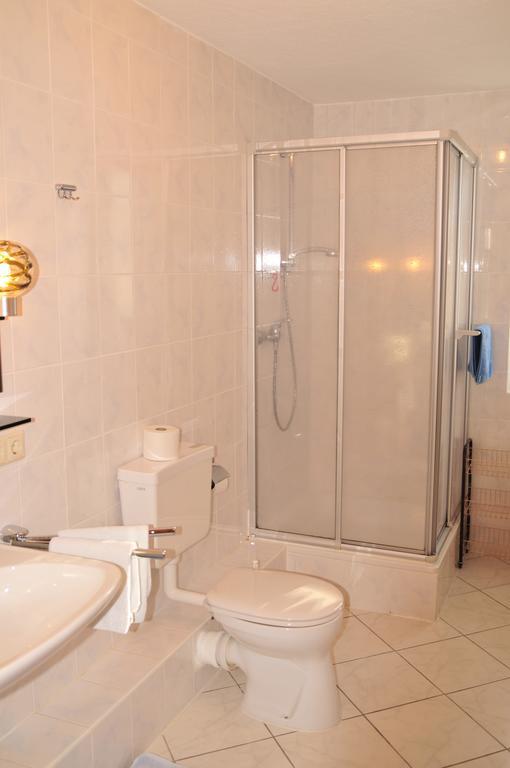Haus Rosenbuehl Bed & Breakfast Warmensteinach Bagian luar foto