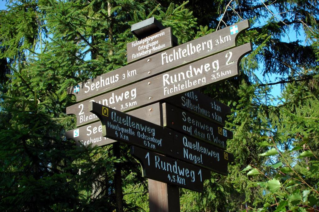 Haus Rosenbuehl Bed & Breakfast Warmensteinach Bagian luar foto