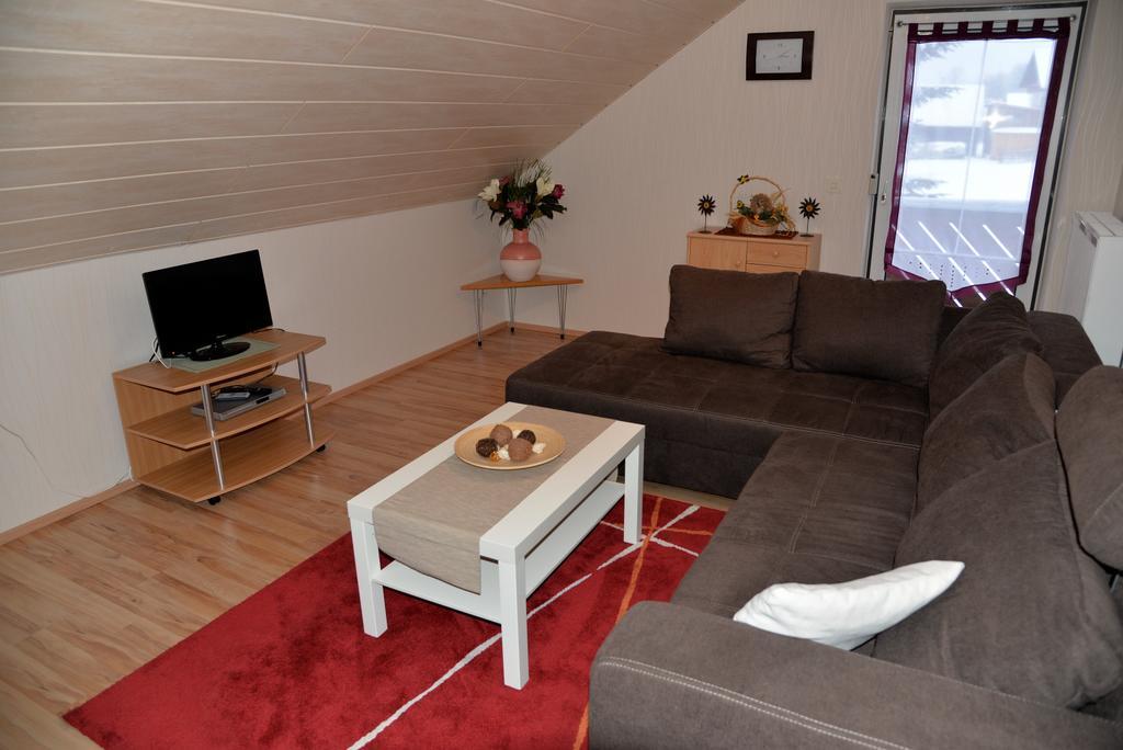 Haus Rosenbuehl Bed & Breakfast Warmensteinach Bagian luar foto